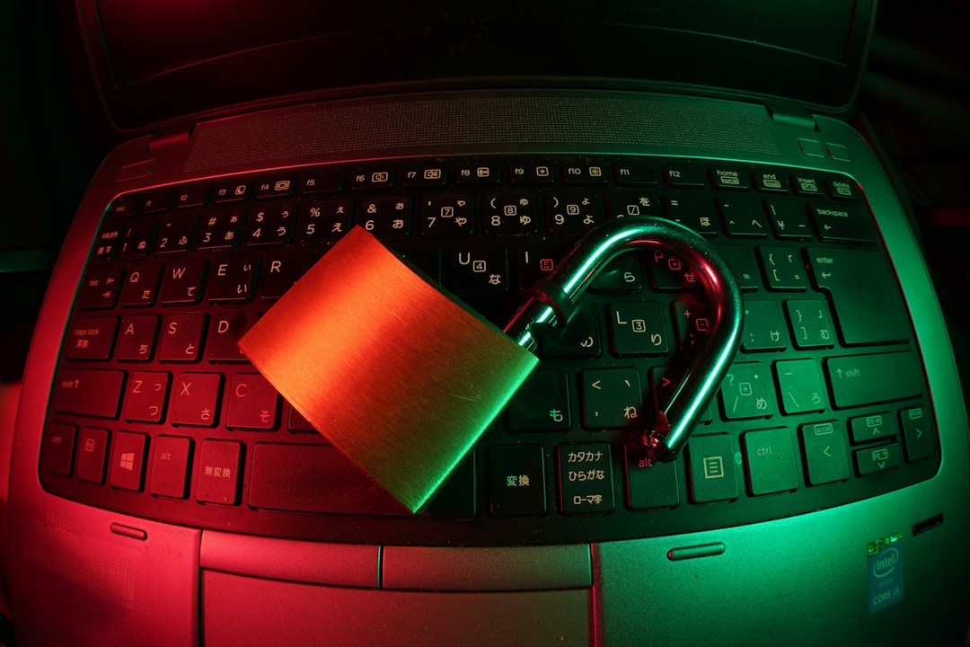 Luxury non-explicit illustration of Filialo atskleidimas with trust, privacy and disclosure controls